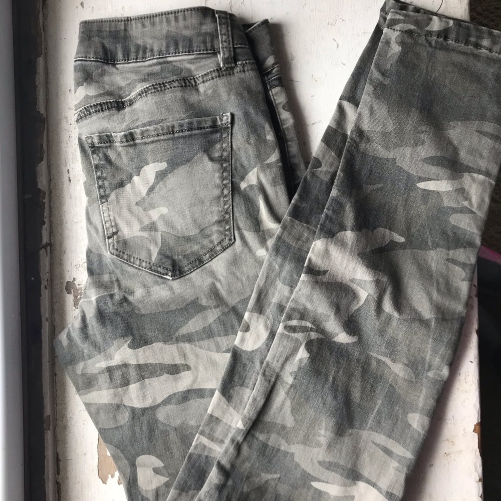 Skinny jeans
